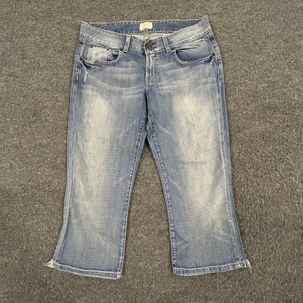 BKE Capri Jeans Womens Size 32 Blue Denim Stretch Light Wash Embroidered Pockets